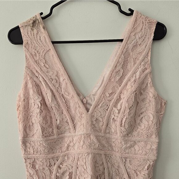 Bardot Lisa Lace Dress NWOT - Picture 4 of 9